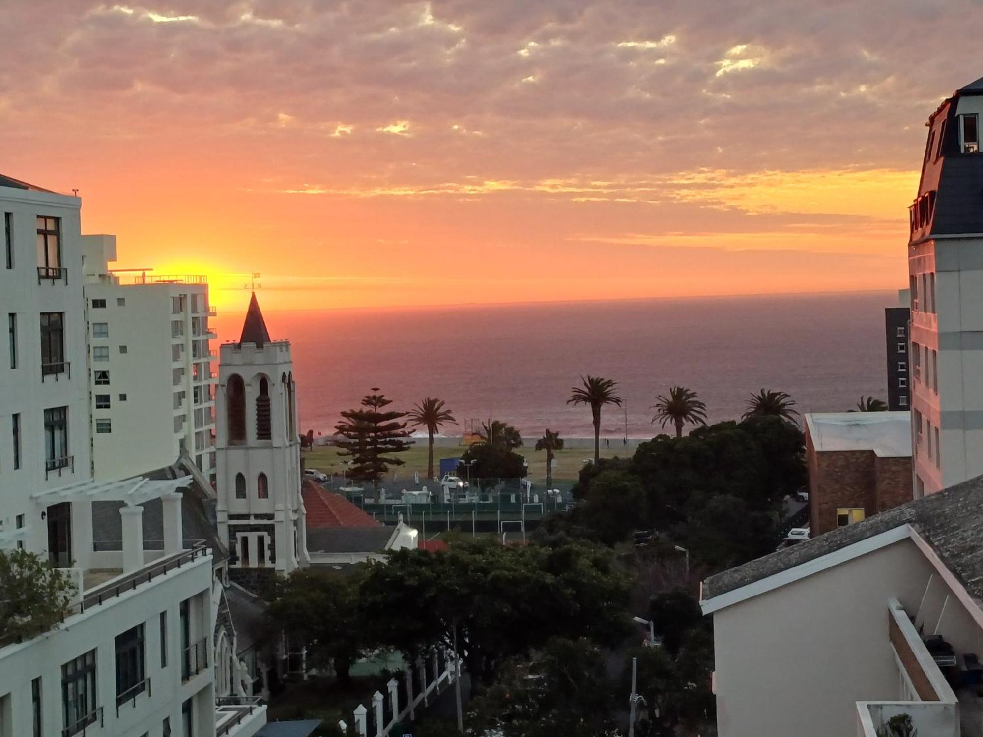 Ultimate Convenience Magic Views! Apartamento *